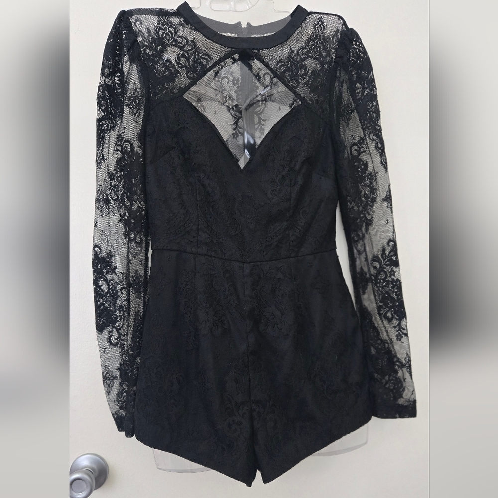 Vince Camuto Long Sleeve Black Lace Shorts Romper